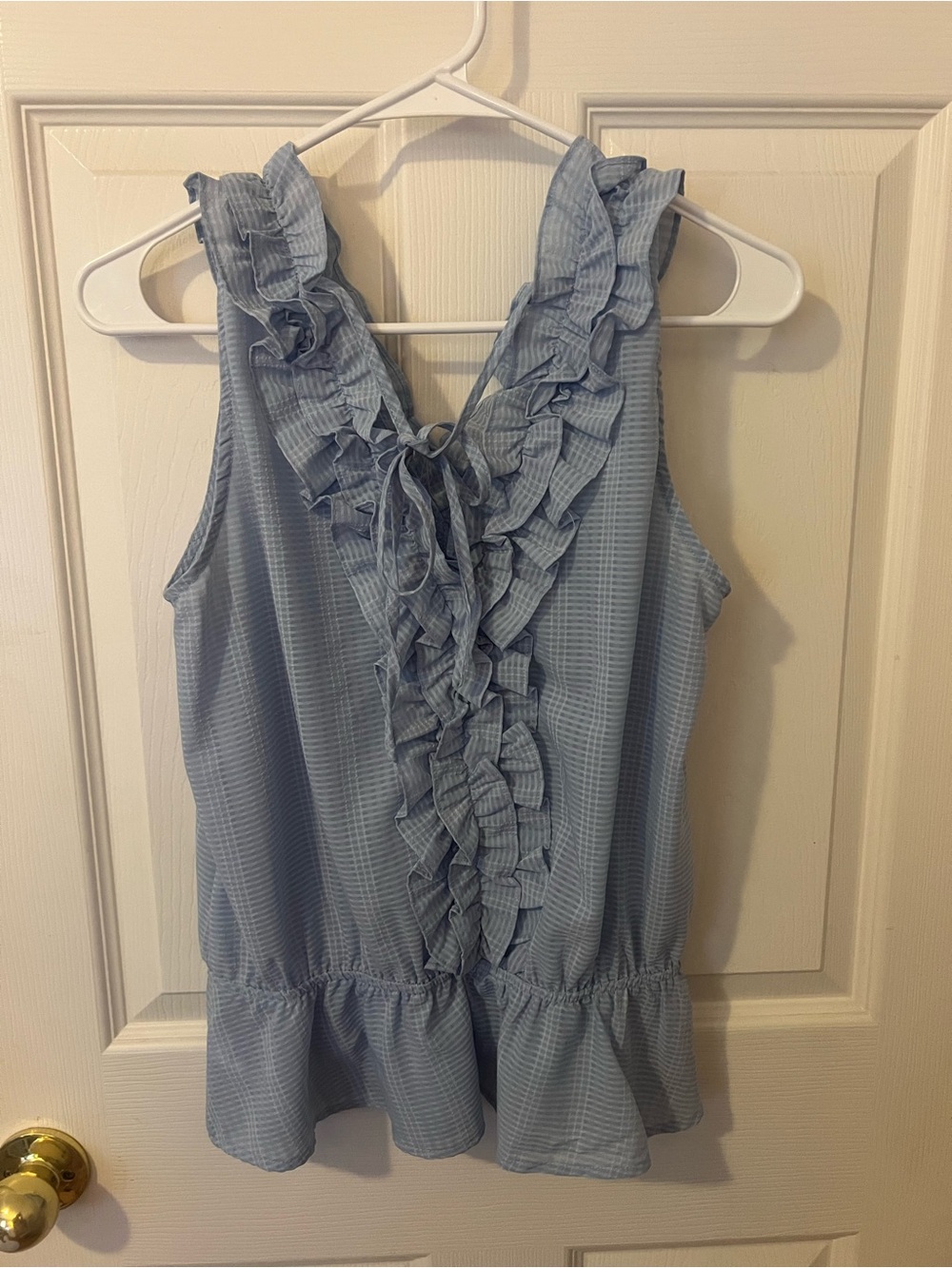 Doe & Rae Light Blue Ruffle V-Back Peplum Top - Picture 2 of 3